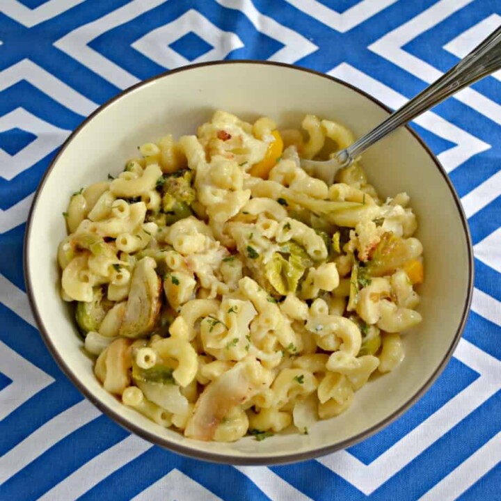 Roasted Vegetable Mac n Cheese is a delicious and hearty winter holiday side dish.