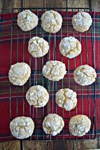 Eggnog Crackle Cookies are the perfect holiday cookie