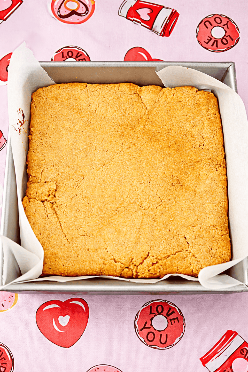 A pan with a bar cookie in it.