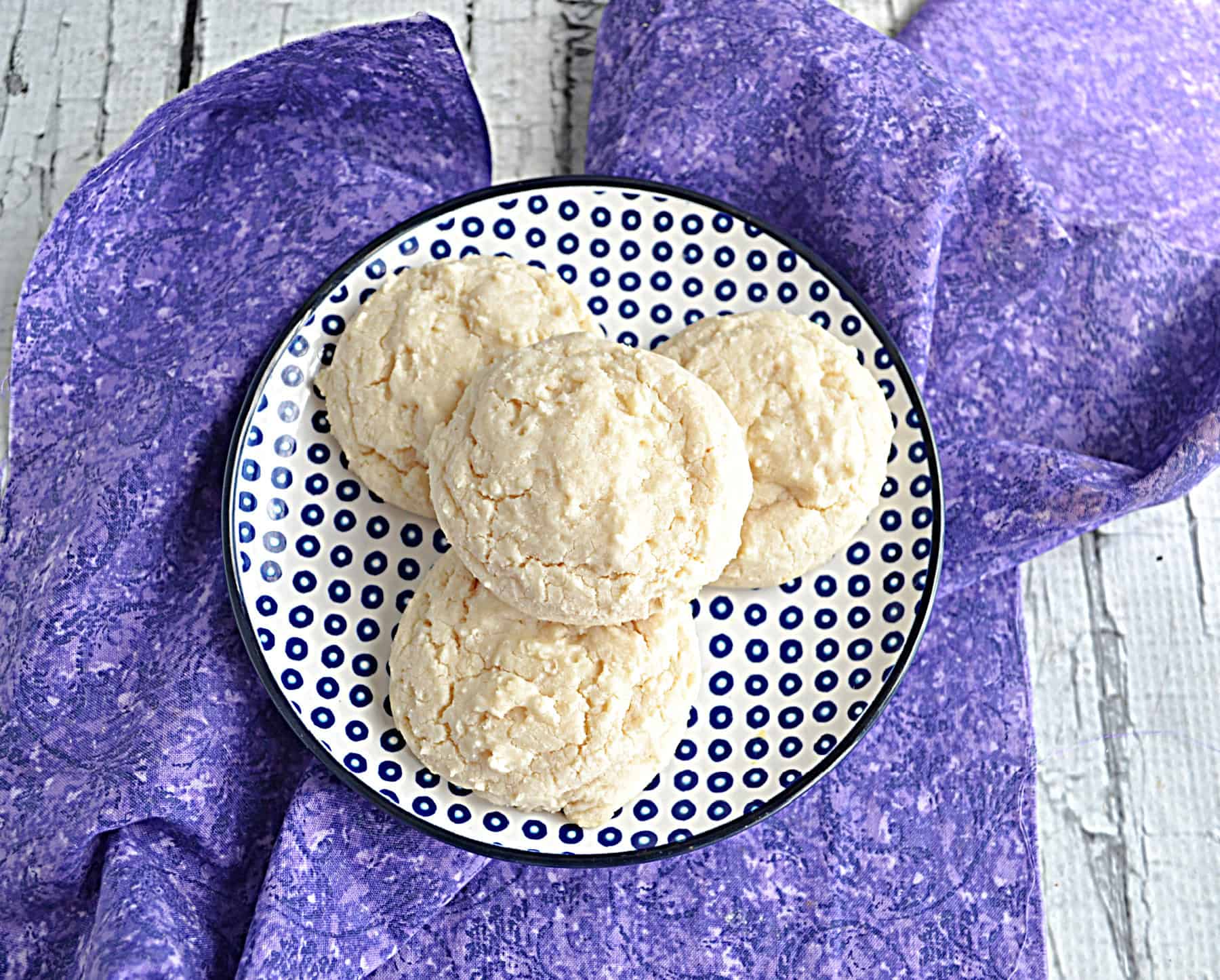 A plate of sugar cookies.