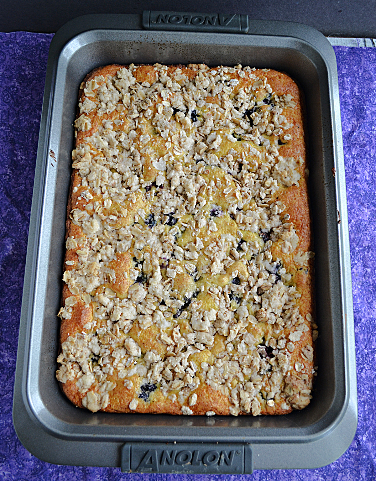 A large pan of coffee cake.